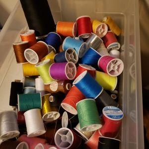 Tons of spools of thread!
